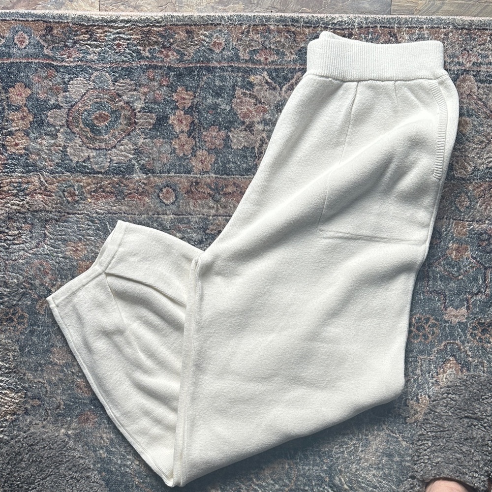 Winter White Geni Pants